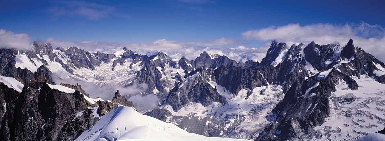 Muy por encima de los Alpes Lienzo
