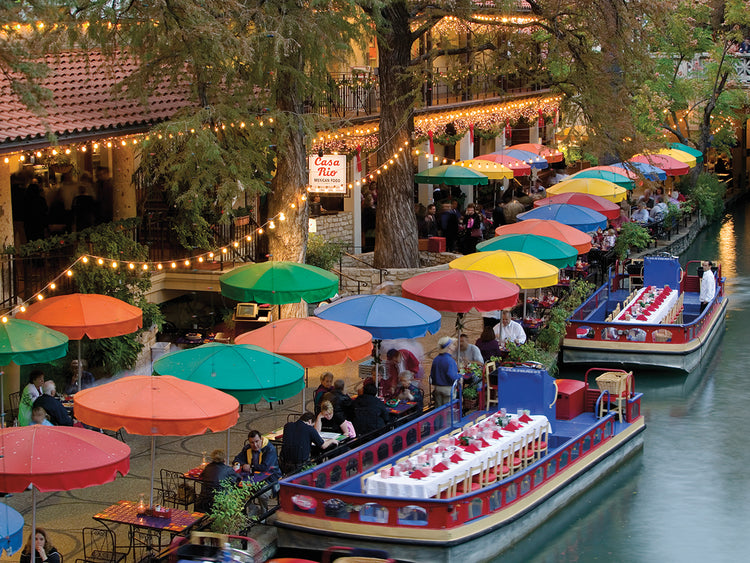 Restaurant along San Antonio River