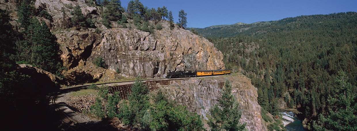 Tren moviéndose a través de Colorado Lienzo