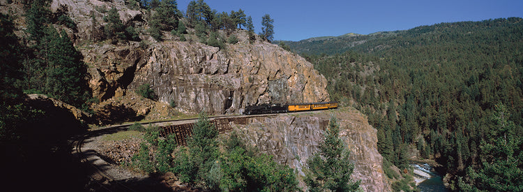 Tren moviéndose a través de Colorado Lienzo