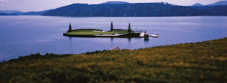 Floating Golf Green Resort