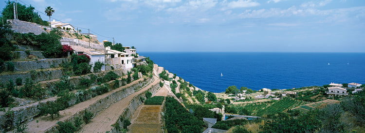Pequeño pueblo costero, Islas Baleares, España Lienzo
