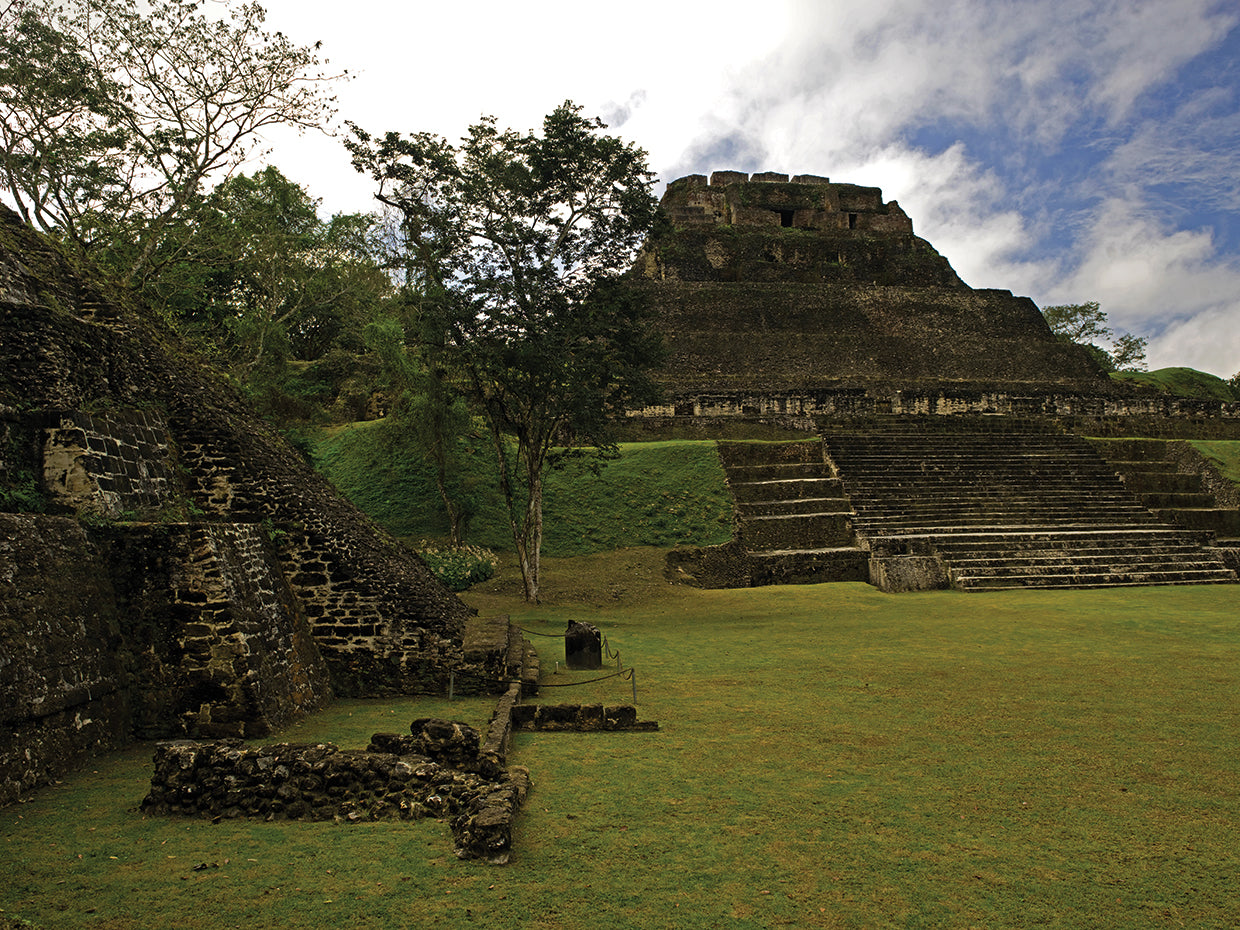 Pirámide El Castillo Lienzo