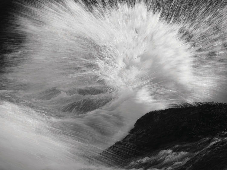 Splash Against The Rocks