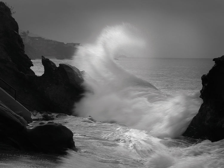 Black and White Waves
