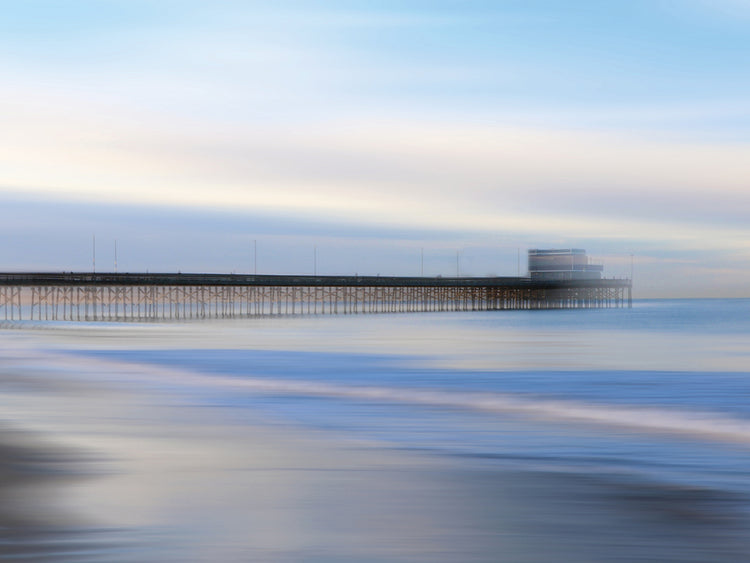 Pier in Motion