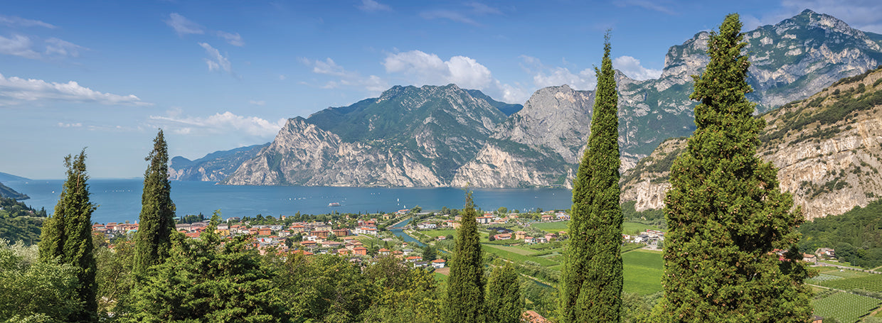 LAKE GARDA Heavenly Panoramic View