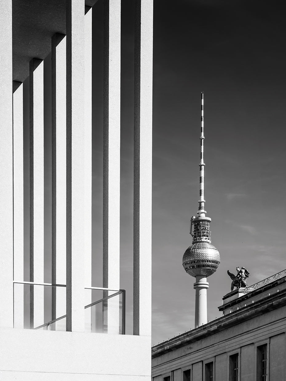BERLIN MONOCHROME Television Tower & Museum Island