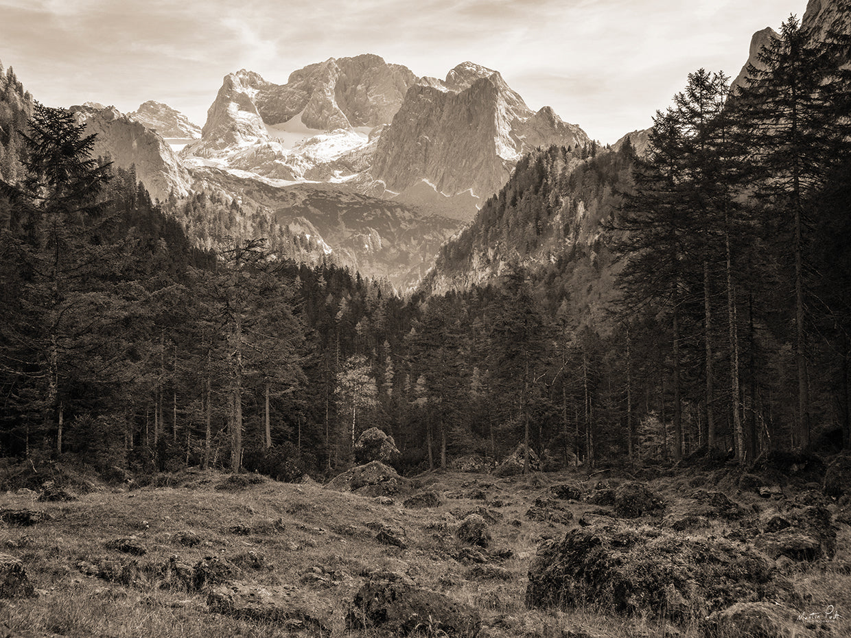 Mountains in the Middle