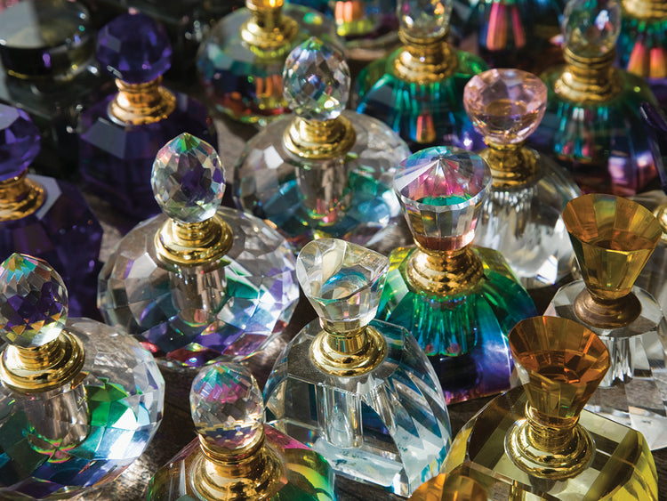 Arabian bottles of perfume for sale in souk, Madinat Jumeirah, Umm Suqeim, Dubai, United Arab Emirates