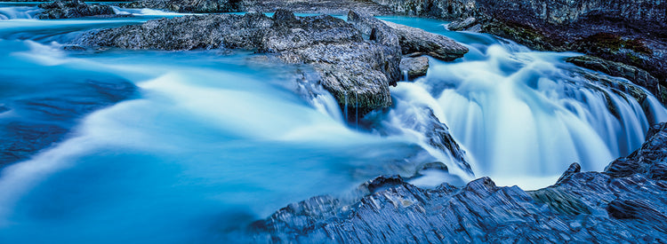 Río que fluye a través de las rocas, Kicking Horse River, Natural Bridge, Columbia Británica, Canadá Lienzo
