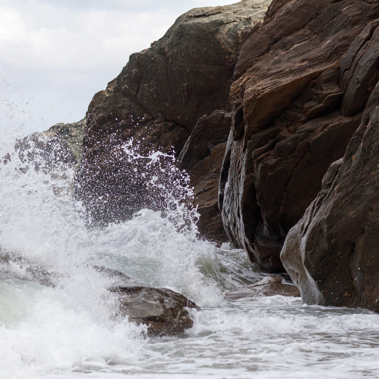 Clashing Waves Malibu