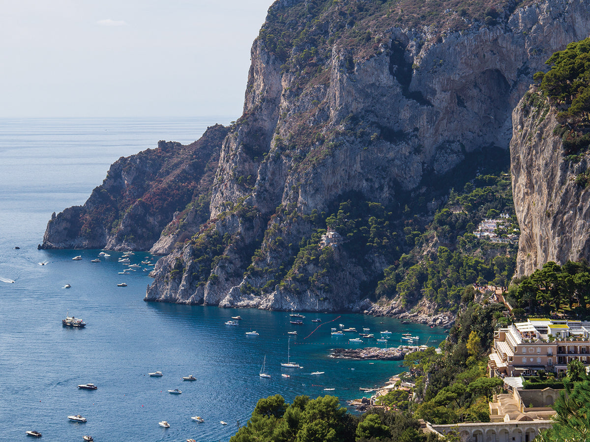 Dazzling Capri 23