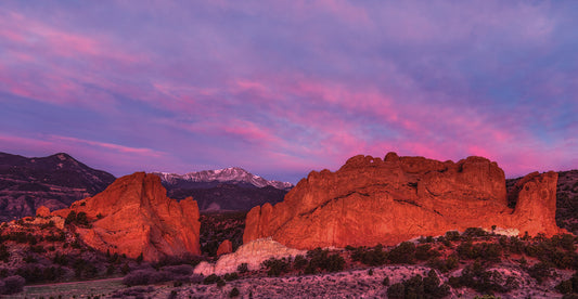 Dawn At Garden Of The Gods Canvas Print