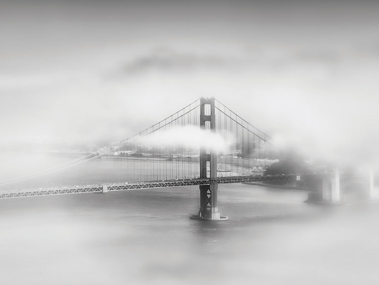 Foggy Golden Gate Bridge | Monochrome