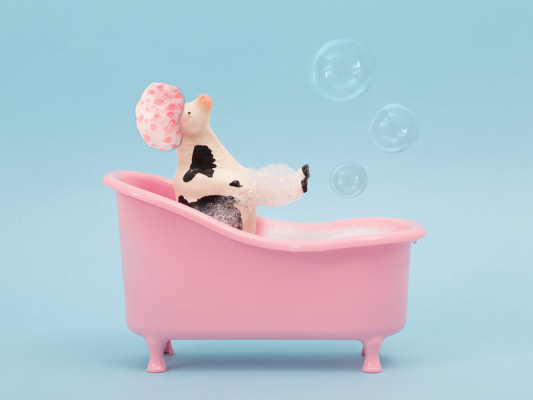 Cow's Bubbly Beauty Time