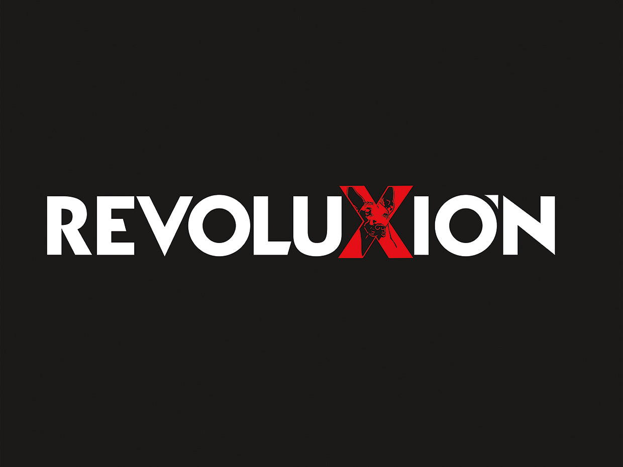 Revoluxion Black and White