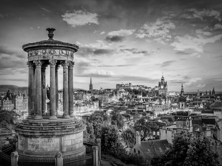 Edinburgh evening mood - Monochrome